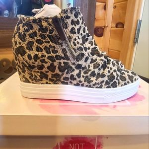 Leopard Print Wedge Shoes size 8 Women's